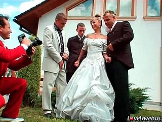 You may fitfully gangbang chum around with annoy bride