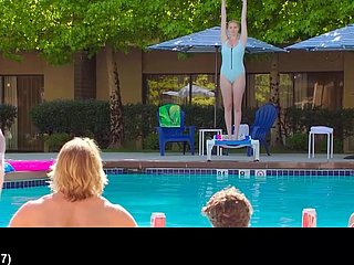 Alexandra Daddario nue dans la vidéo Transmitted to Take a break