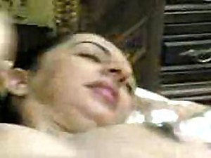 Sinful Arab Gets Her Shaved Pussy Fucked Off out of one's mind a Heavy Bushwa - Crude Porn